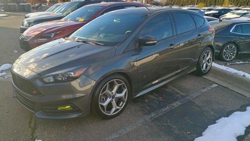2016 Ford Focus ST 