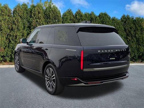 2023 Land Rover Range Rover P530 SE