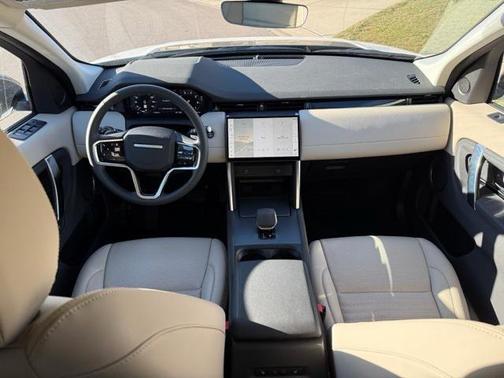 2025 Land Rover Discovery Sport S