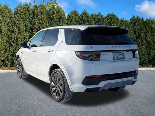 2025 Land Rover Discovery Sport S