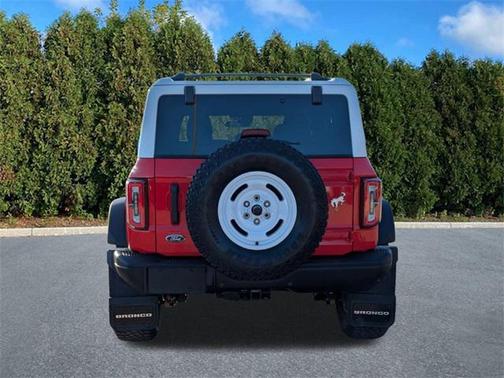 2024 Ford Bronco Heritage Edition