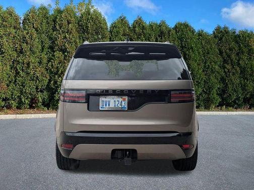 2025 Land Rover Discovery P360 Dynamic SE