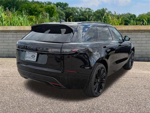 2026 Land Rover Range Rover Velar P400 Dynamic SE