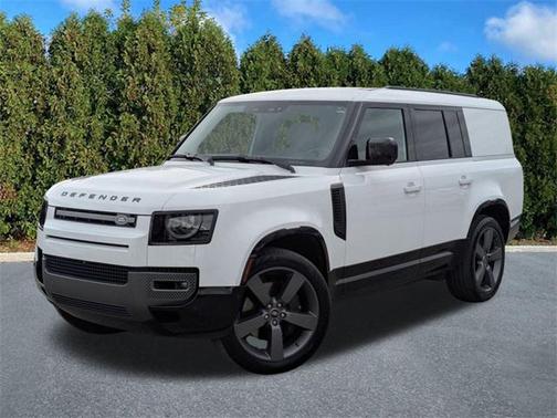 2024 Land Rover Defender 130 P400 Outbound