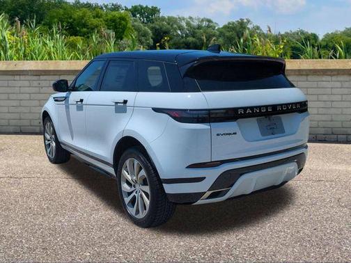 Fuji White 2026 Land Rover Range Rover Evoque Hoxton Edition