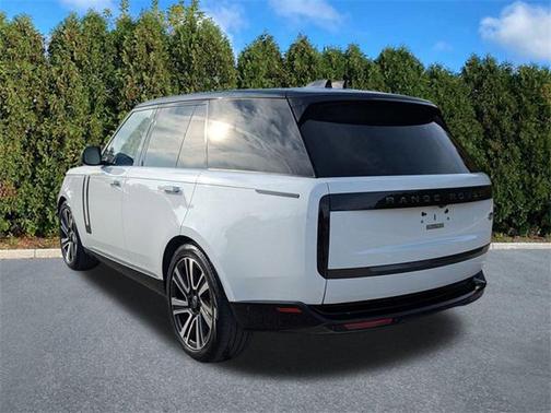 2023 Land Rover Range Rover P400 SE