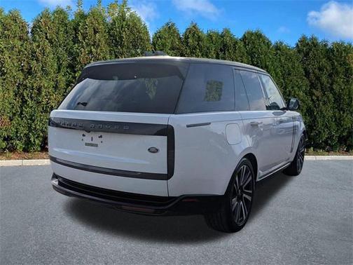2023 Land Rover Range Rover P400 SE