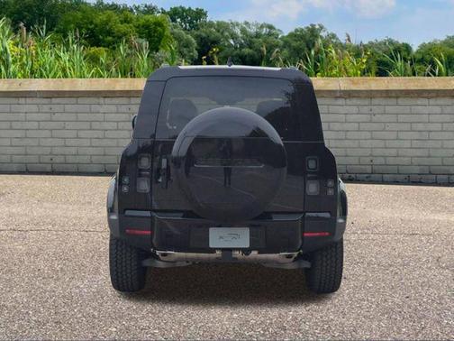 Santorini Black Metallic 2026 Land Rover Defender P300 S