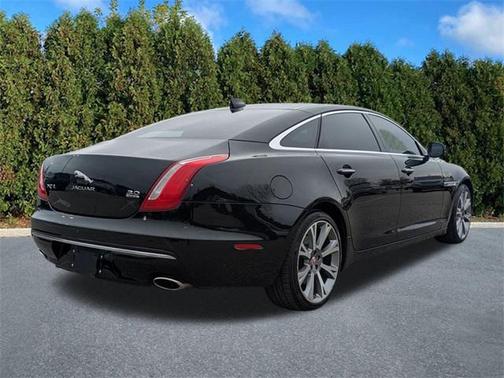 2019 Jaguar XJ XJL Portfolio