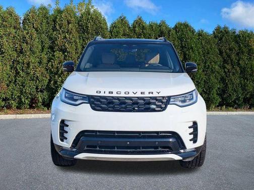 2025 Land Rover Discovery P360 Dynamic SE