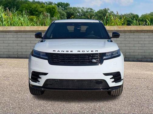 2026 Land Rover Range Rover Velar P250 SE R-Dynamic