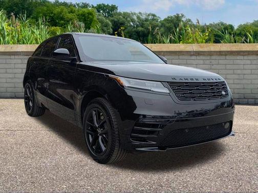 2026 Land Rover Range Rover Velar P250 SE R-Dynamic