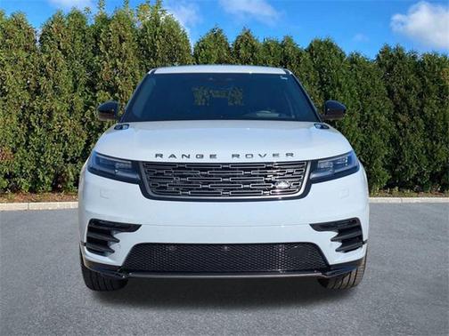 2026 Land Rover Range Rover Velar P250 SE R-Dynamic