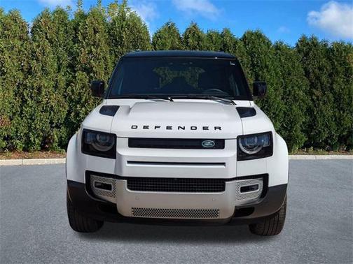 2024 Land Rover Defender 110 P400 S