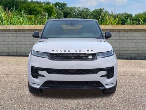 Borasco Grey Metallic 2026 Land Rover Range Rover Sport SE