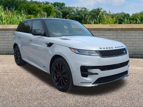 Borasco Grey Metallic 2026 Land Rover Range Rover Sport SE