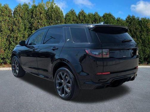 Santorini Black Metallic 2022 Land Rover Discovery Sport SE R-Dynamic