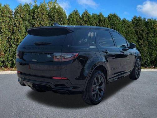 Santorini Black Metallic 2022 Land Rover Discovery Sport SE R-Dynamic
