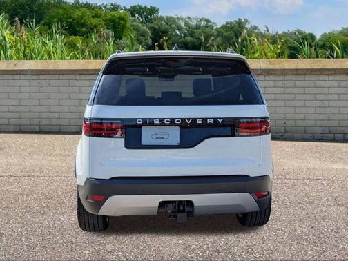 2026 Land Rover Discovery S