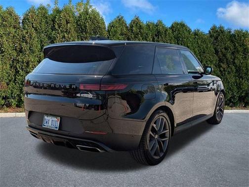 2024 Land Rover Range Rover Sport SE