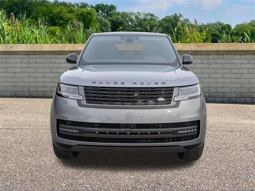 2025 Land Rover Range Rover P400 SE