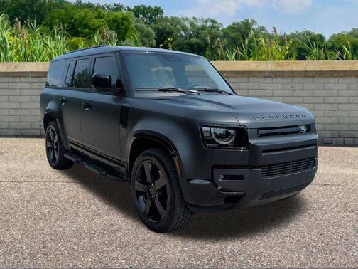 Santorini Black Metallic 2026 Land Rover Defender P400 X-Dynamic SE