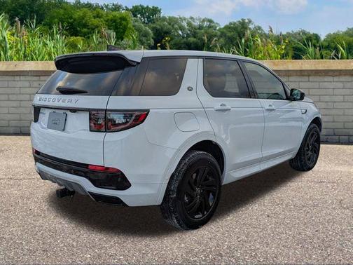 Fuji White 2025 Land Rover Discovery Sport S