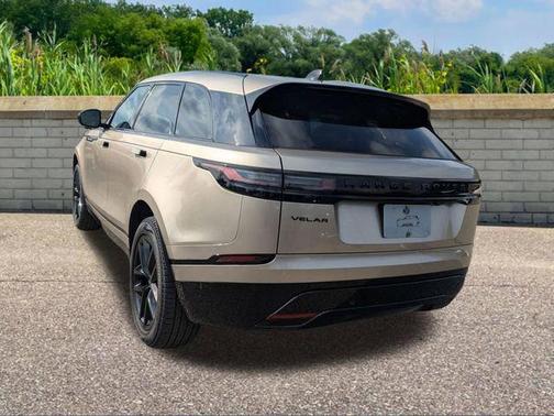 2026 Land Rover Range Rover Velar P250 SE R-Dynamic