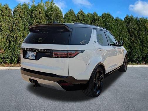 2024 Land Rover Discovery P360 Metropolitan Edition