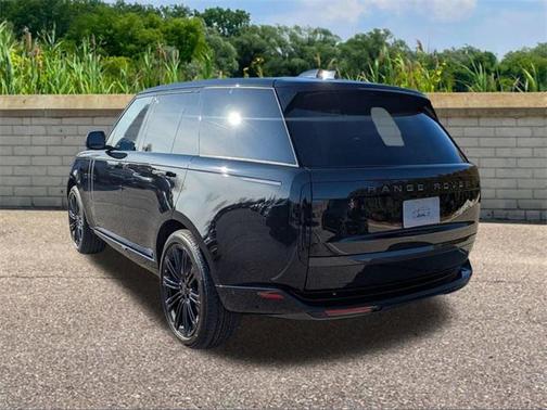 2026 Land Rover Range Rover P400 SE