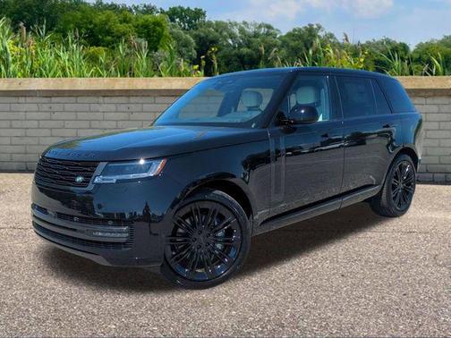 Santorini Black Metallic 2026 Land Rover Range Rover P400 SE 7 Seat