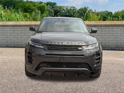 2026 Land Rover Range Rover Evoque Dynamic SE