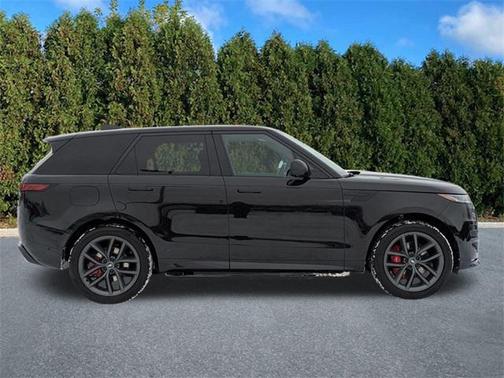 2024 Land Rover Range Rover Sport SE