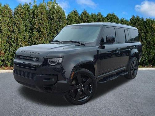 Santorini Black Metallic 2026 Land Rover Defender P400 X-Dynamic SE