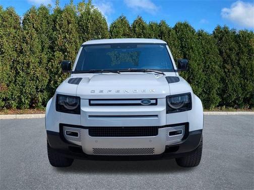 2020 Land Rover Defender 110 SE