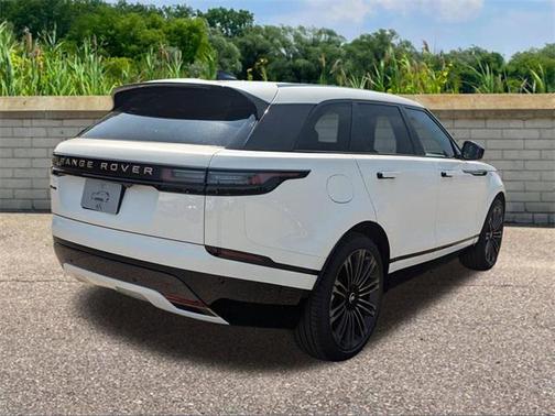2026 Land Rover Range Rover Velar P400 Autobiography
