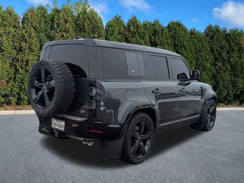 2023 Land Rover Defender 110 Carpathian Edition