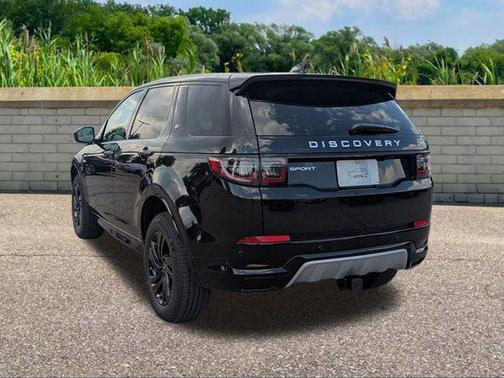 2025 Land Rover Discovery Sport S