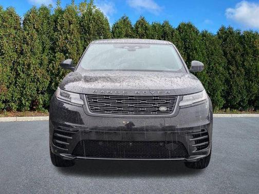 2026 Land Rover Range Rover Velar P250 SE R-Dynamic
