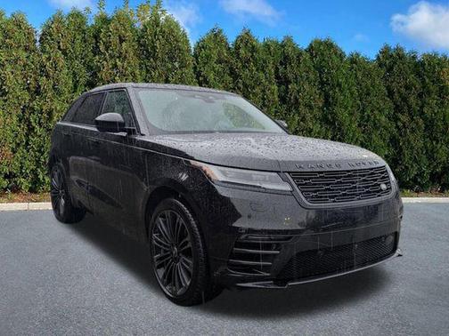2026 Land Rover Range Rover Velar P250 SE R-Dynamic