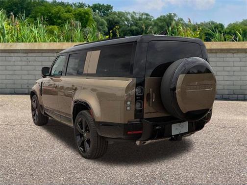 2025 Land Rover Defender 130 P400 X