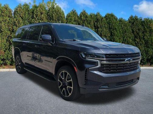 Dark Ash Metallic 2022 Chevrolet Suburban RST