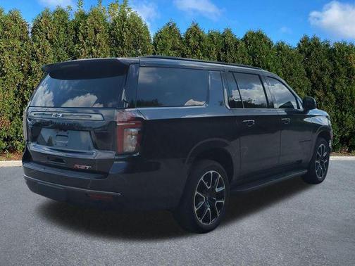 Dark Ash Metallic 2022 Chevrolet Suburban RST