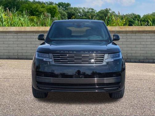 Santorini Black Metallic 2026 Land Rover Range Rover P615 SV