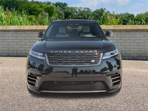 2026 Land Rover Range Rover Velar P250 SE R-Dynamic