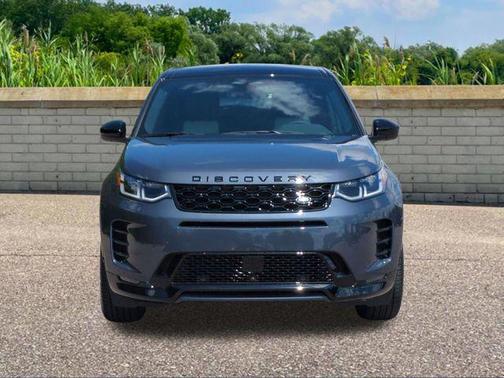 Varesine Blue Metallic 2026 Land Rover Discovery Sport Landmark