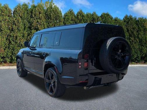 Santorini Black Metallic 2024 Land Rover Defender 130 P400 X-Dynamic SE