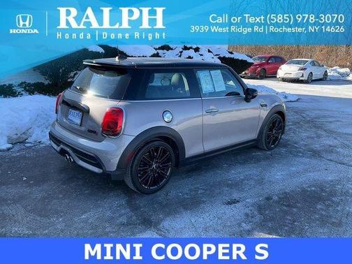 2023 MINI Hardtop Cooper