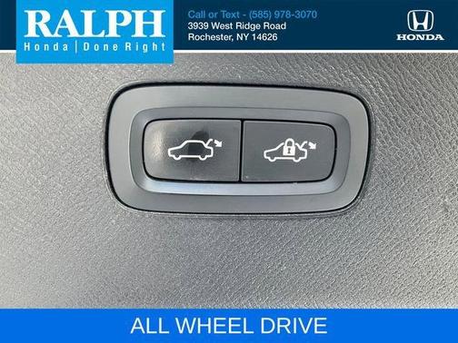 2016 Volvo XC90 T6 R-Design