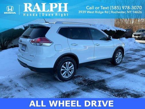 2016 Nissan Rogue SV